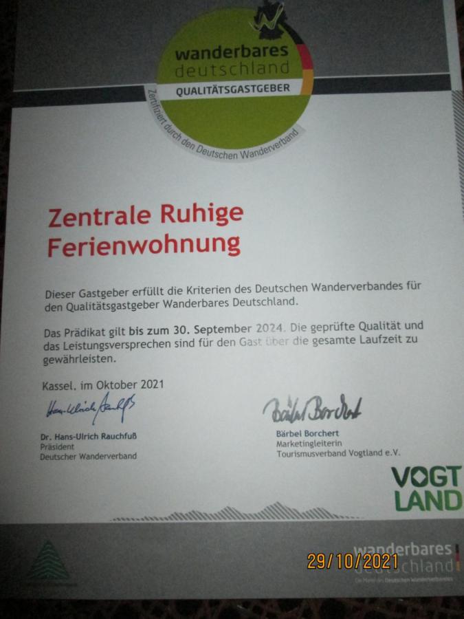 Zentrale-Ruhige Ferienwohnung Reichenbach im Vogtland Exterior photo